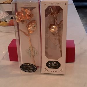 Forever Rose 24 k real Rose dipped in 24k Gold